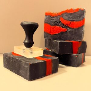 Jabón de carbon activado y arcilla roja